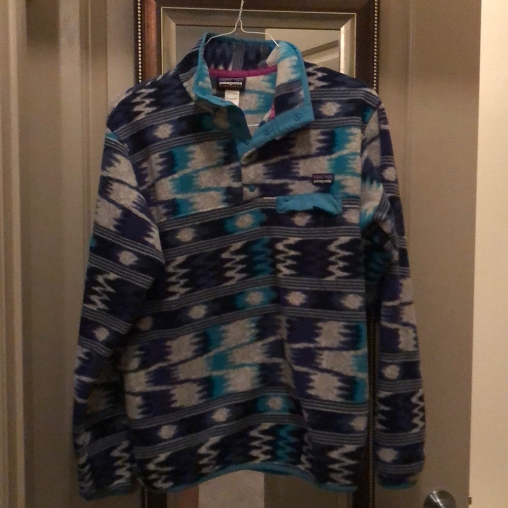 Women’s Patagonia fleece half-zip jacket